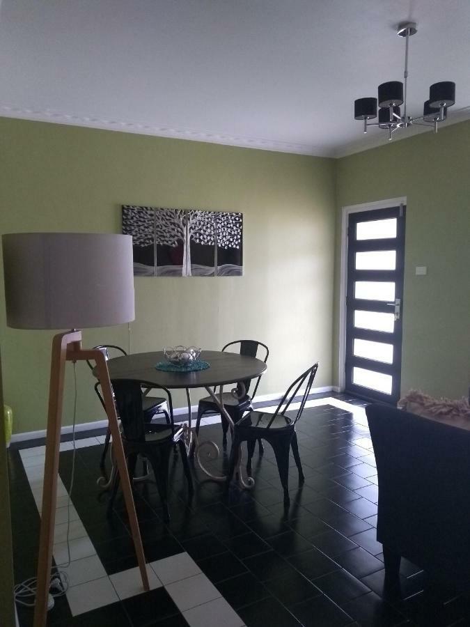 Kindred Studio Apartments Leeton Exteriér fotografie